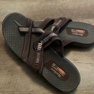 Sketchers; Outdoor Lifestyle sandal’s.